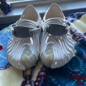 Selehe Bembury X Crocs